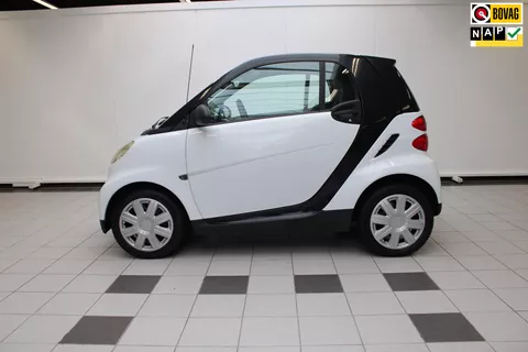 Smart Fortwo coupé 1.0 mhd Pure - Automaat, Panoramadak en NAP