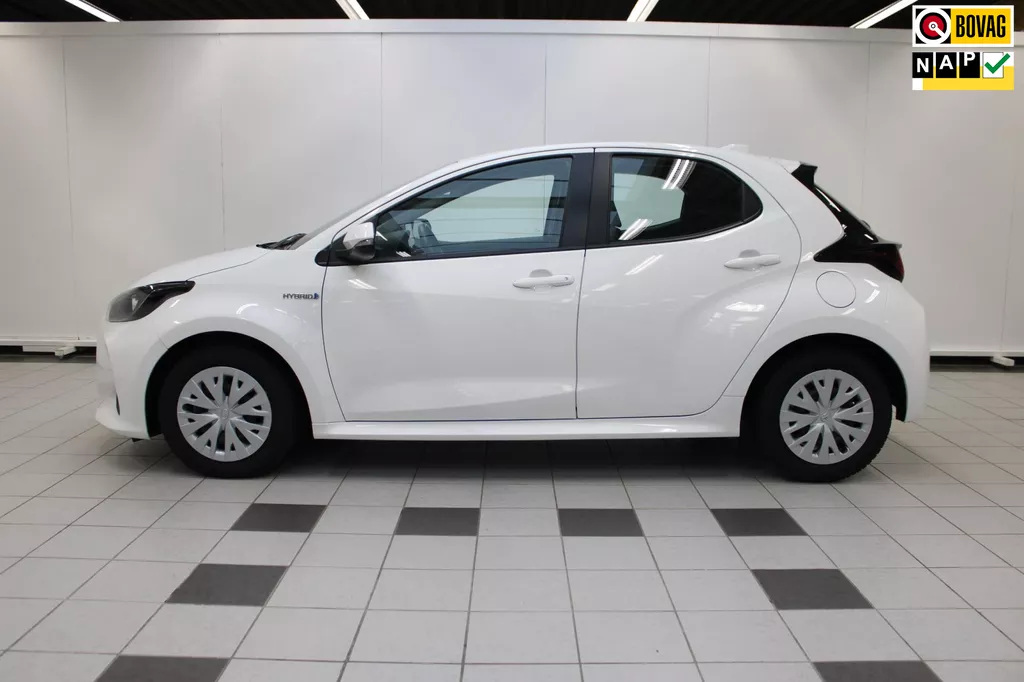 Toyota Yaris 1.5 Hybrid Active - Camera, BTW, Dealer onderhouden, NAP en 1e eigenaar