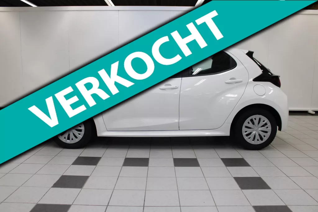 Toyota Yaris 1.5 Hybrid Active - Camera, BTW, Dealer onderhouden, NAP en 1e eigenaar