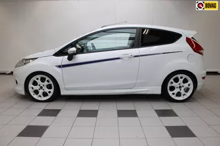 Ford Fiesta 1.6 Metal - 135PK, Parkeensensor, Stoelverwarming en Climate Control