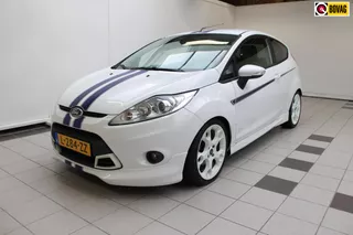 Ford Fiesta 1.6 Metal - 135PK, Parkeensensor, Stoelverwarming en Climate Control