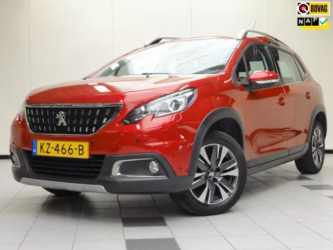 Peugeot 2008 1.2 PureTech Allure - Camera, Trekhaak, Automaat en NAP