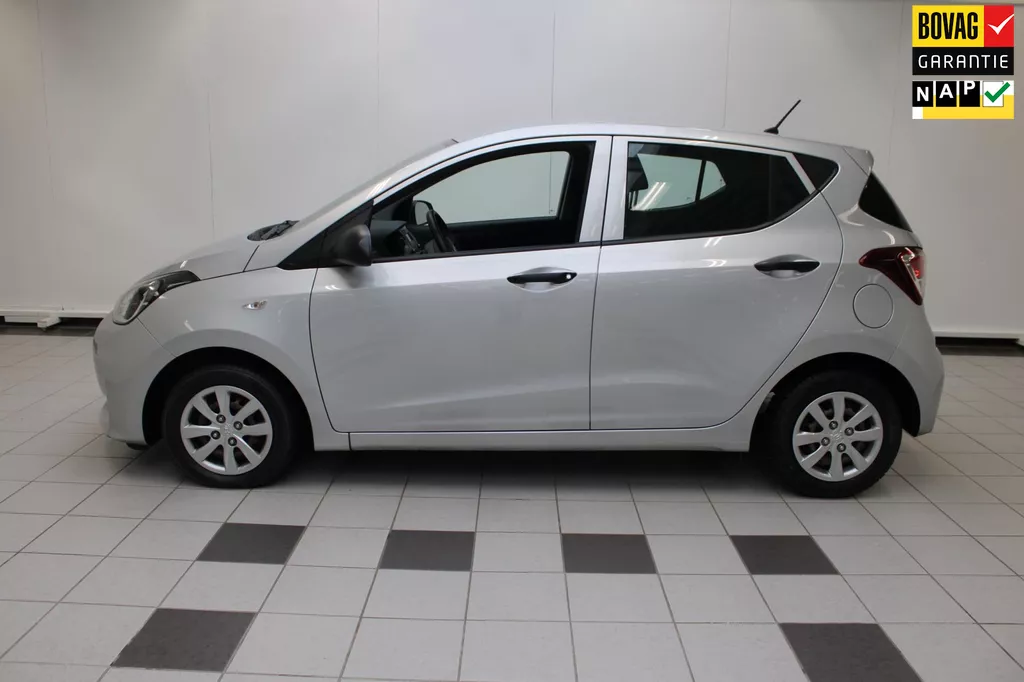 Hyundai I10 1.0i i-Motion - Airco en NAP
