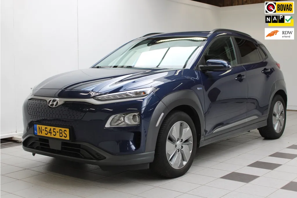 Hyundai Kona EV Fashion 64 kWh|Automaat|Camera|Stoelverwarming|NAP|BTW